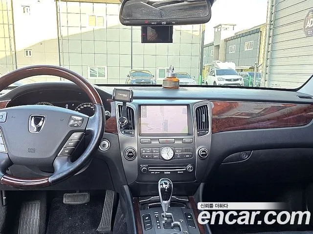 Hyundai Equus — фото 9