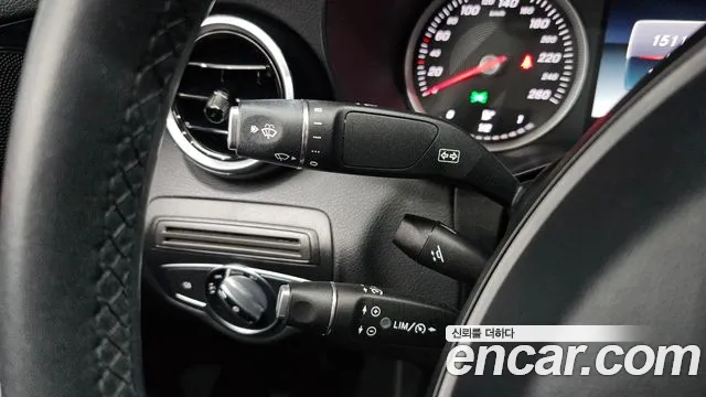 Mercedes-Benz C-Class — фото 15