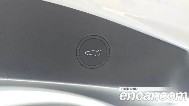Tesla Model 3 — фото 17