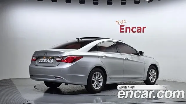 Hyundai Sonata — фото 2