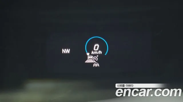 Mercedes-Benz E-Class — фото 32