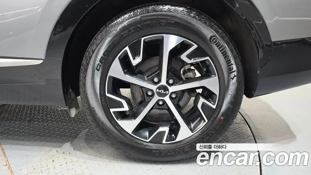 Kia Sportage — фото 21