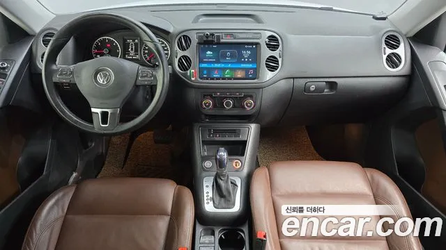 Volkswagen Tiguan — фото 7