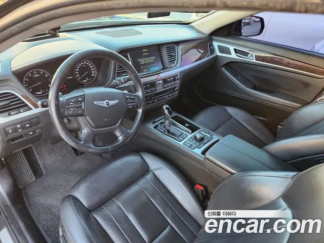 Hyundai Genesis — фото 11