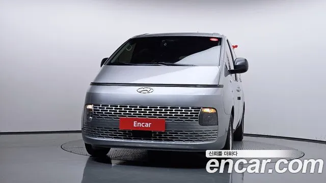 Hyundai Staria — фото 3