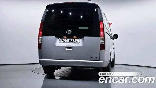 Hyundai Staria — фото 4