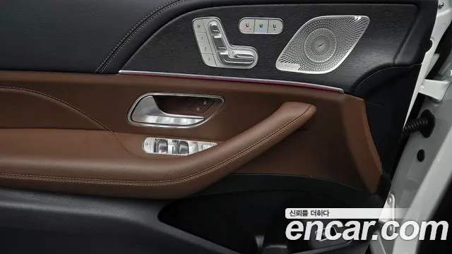Mercedes-Benz GLE-Class — фото 17