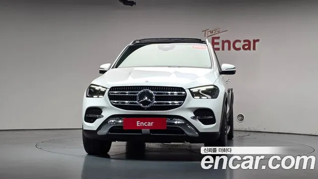 Mercedes-Benz GLE-Class — фото 2