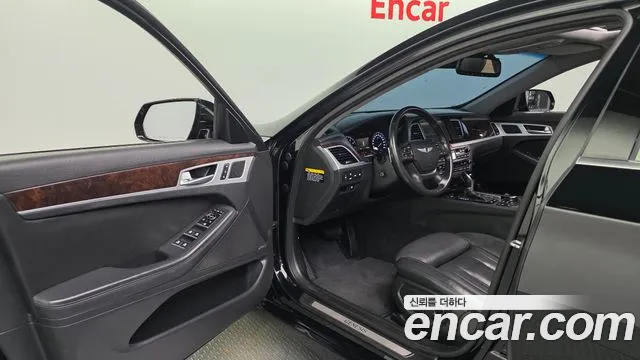 Hyundai Genesis — фото 11
