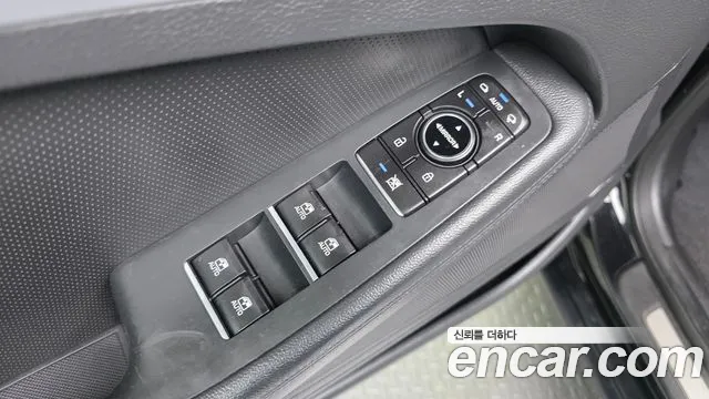 Hyundai Genesis — фото 13
