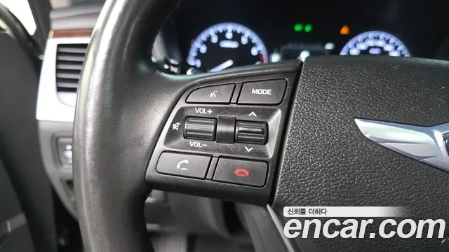 Hyundai Genesis — фото 16
