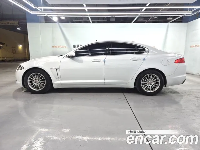 Jaguar XF — фото 3