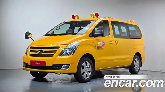 Hyundai Starex — фото 1