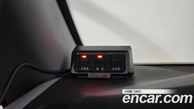 Hyundai Starex — фото 18