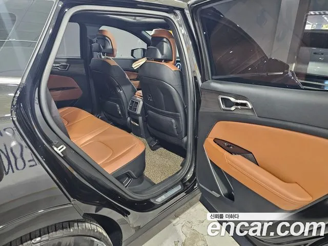Kia Sportage — фото 9