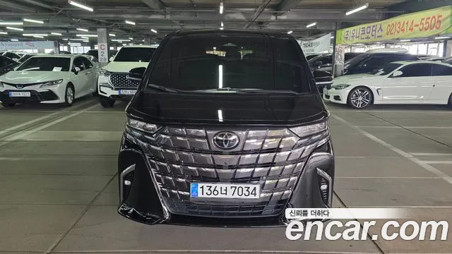Toyota Alphard — фото 18