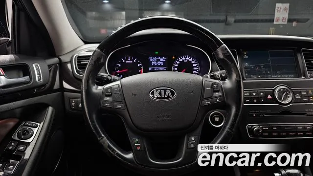 Kia K7 — фото 12