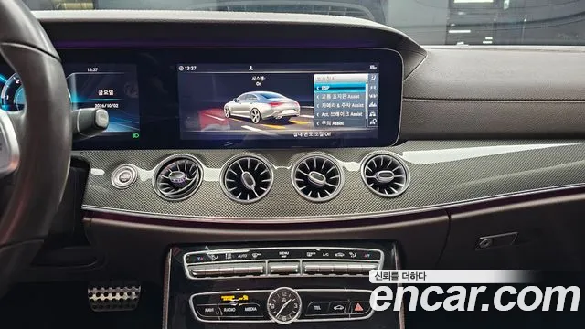 Mercedes-Benz CLS-Class — фото 14