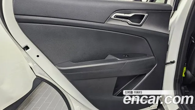 Kia Sportage — фото 25