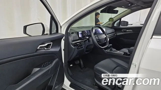 Kia Sportage — фото 10