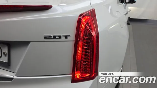 Cadillac ATS — фото 23