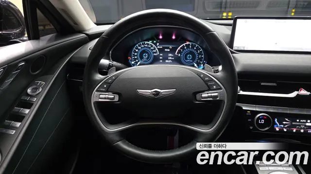 Genesis G80 — фото 12
