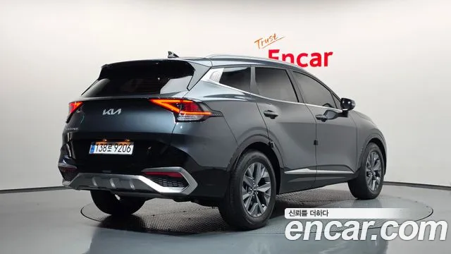 Kia Sportage — фото 1