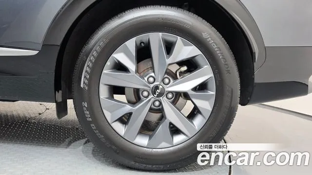 Kia Sportage — фото 21