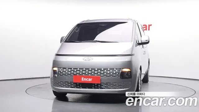 Hyundai Staria — фото 3
