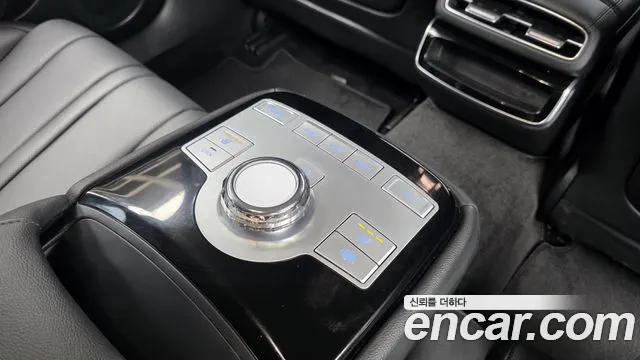 Genesis G80 — фото 18