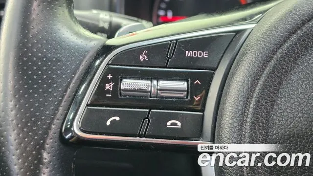 Kia Sportage — фото 14