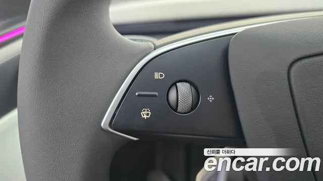Tesla Model Y — фото 16