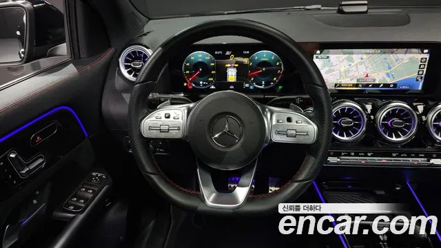 Mercedes-Benz GLA-Class — фото 13