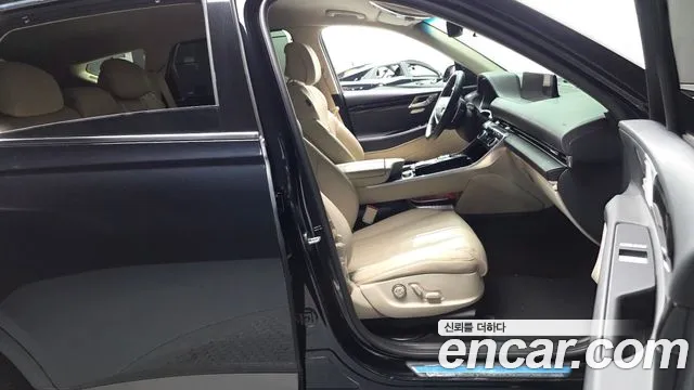 Genesis GV80 — фото 10