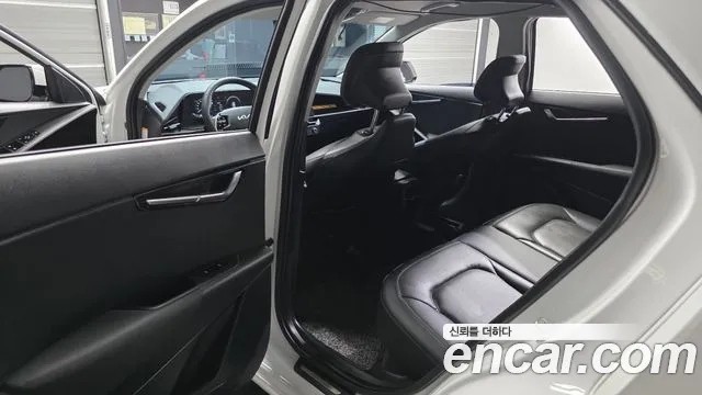 Kia Niro — фото 11