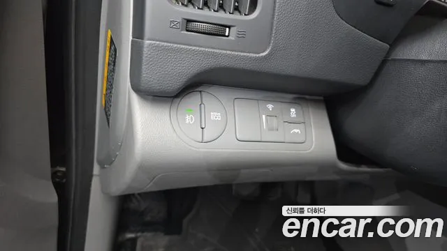 Hyundai Starex — фото 15