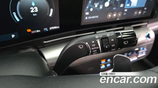 Hyundai Kona — фото 27
