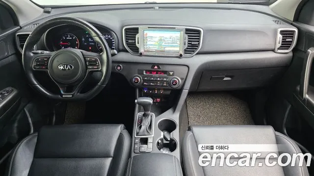 Kia Sportage — фото 7