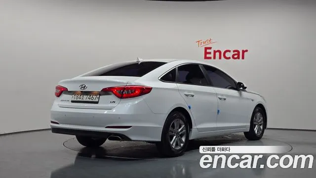 Hyundai Sonata — фото 2