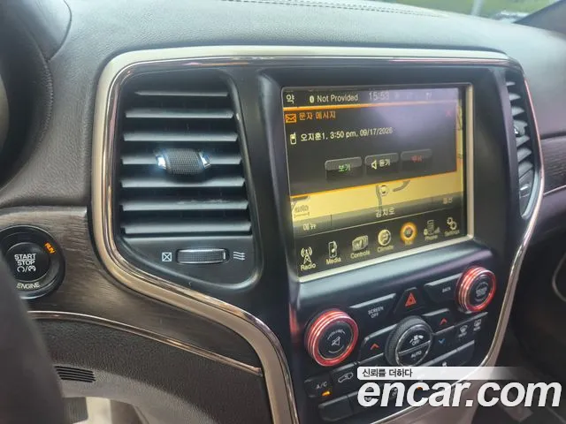 Jeep Cherokee — фото 10
