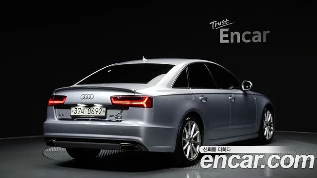 Audi A6 — фото 1
