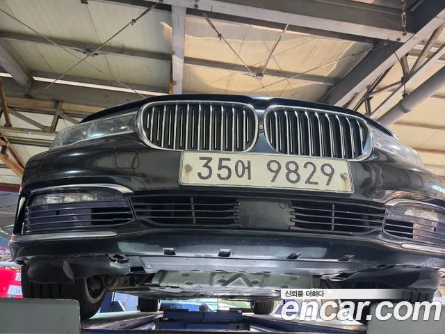 BMW 7-Series — фото 1