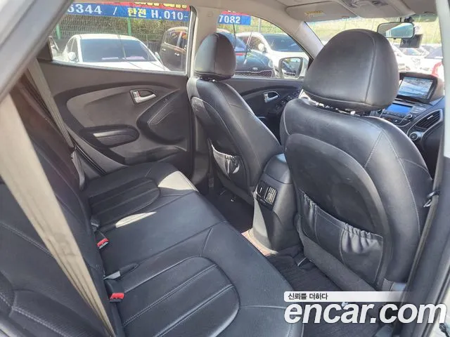 Hyundai Tucson — фото 12
