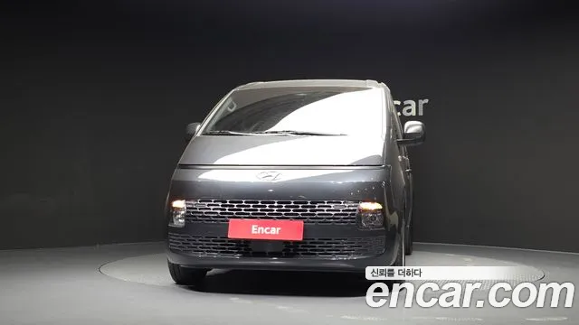 Hyundai Staria — фото 2