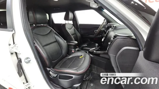 Kia Soul — фото 26