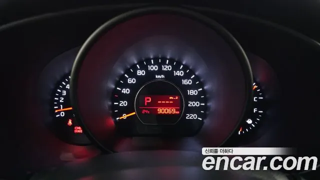 Kia Soul — фото 8