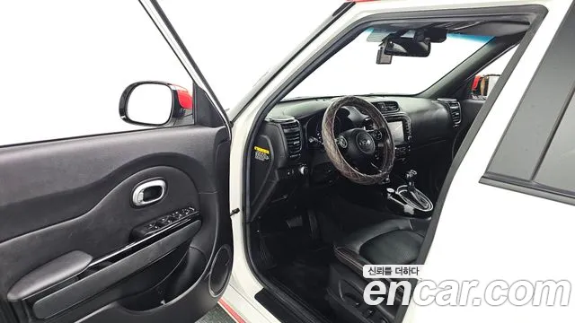 Kia Soul — фото 10