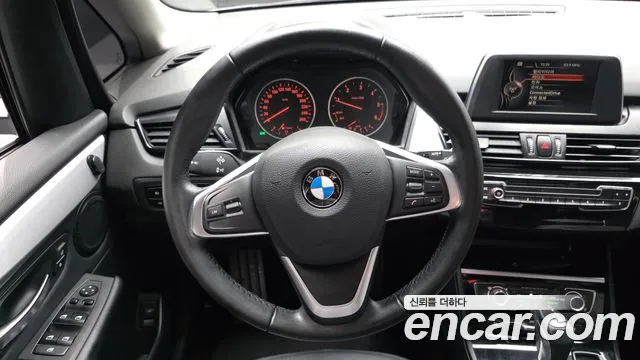 BMW 2-Series — фото 13