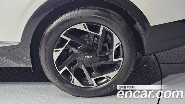 Kia Sportage — фото 21