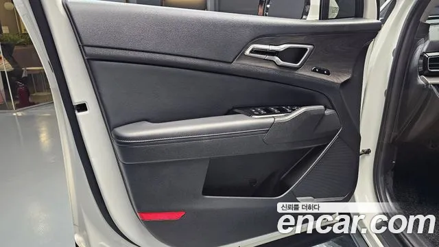 Kia Sportage — фото 24